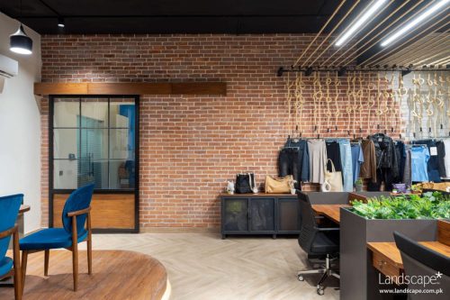 Brick Action Wall 1 (3)